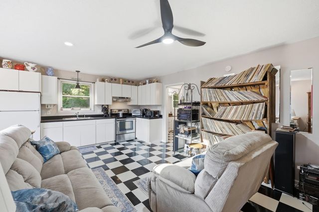 3379 Shadow Moss Ln., Murrells Inlet, SC 29576