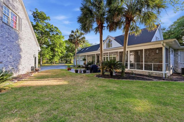 3379 Shadow Moss Ln., Murrells Inlet, SC 29576