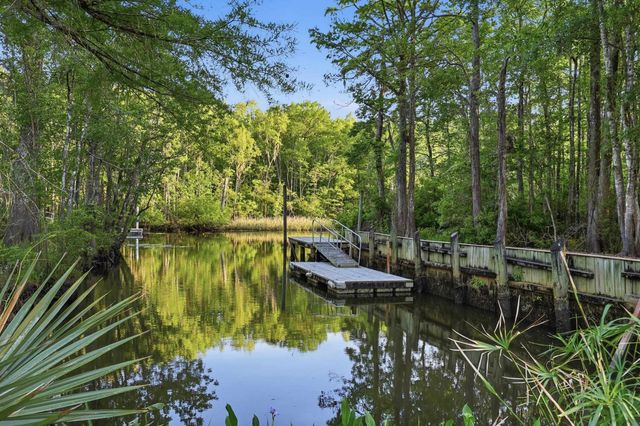 3379 Shadow Moss Ln., Murrells Inlet, SC 29576