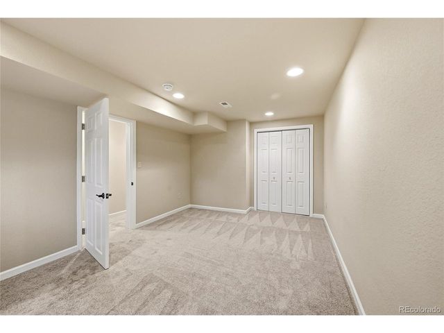 372 Cherokee Rd, Lyons, CO 80540