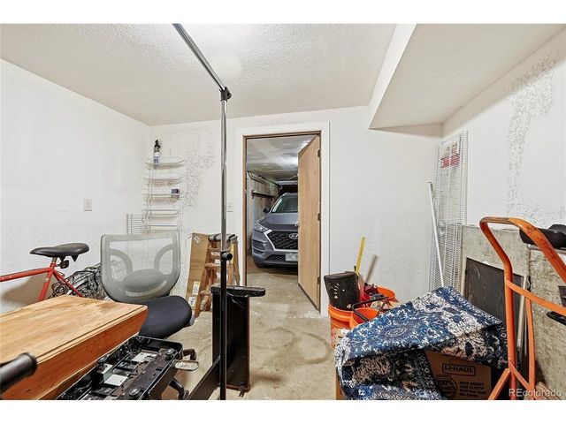 372 Cherokee Rd, Lyons, CO 80540