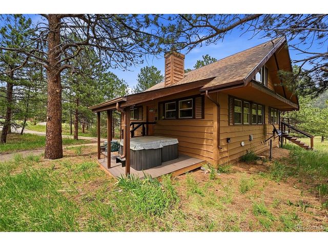 372 Cherokee Rd, Lyons, CO 80540