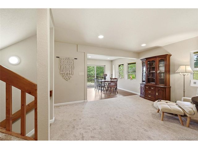 372 Cherokee Rd, Lyons, CO 80540