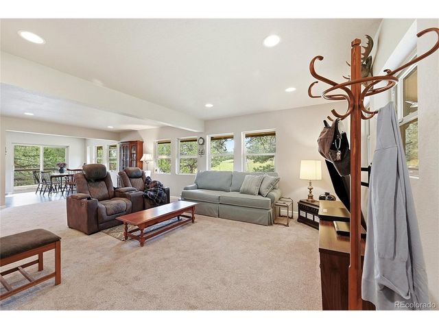 372 Cherokee Rd, Lyons, CO 80540