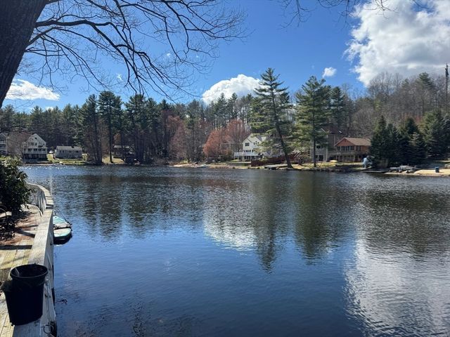 153 Off Pond Street, Dunstable, MA 01827