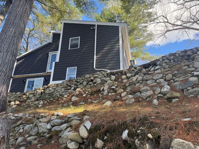 153 Off Pond Street, Dunstable, MA 01827