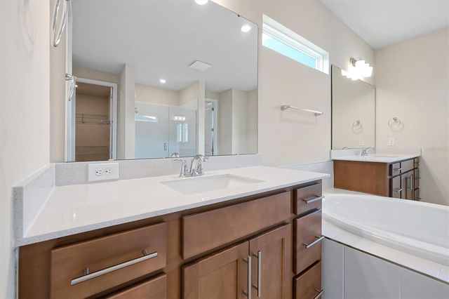 8399 PARK CLIFF WAY, Orlando, FL 32836