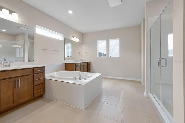 8399 PARK CLIFF WAY, Orlando, FL 32836