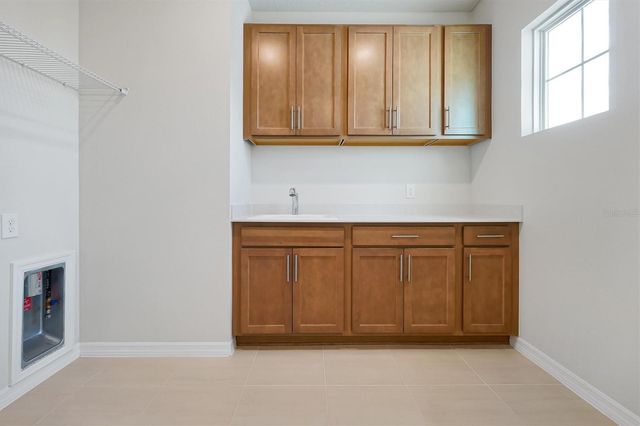 8399 PARK CLIFF WAY, Orlando, FL 32836