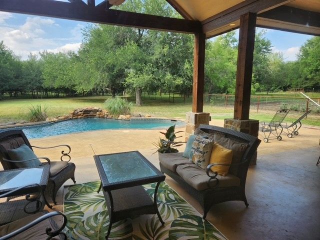 261 Vickie Lane, Gunter, TX 75058