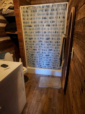 261 Vickie Lane, Gunter, TX 75058