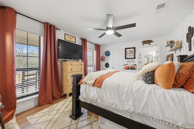 540 Hickory Creek Road, Bellville, TX 77418