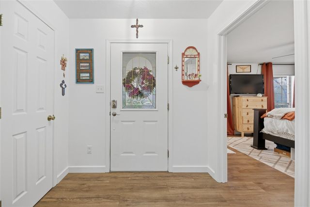 540 Hickory Creek Road, Bellville, TX 77418