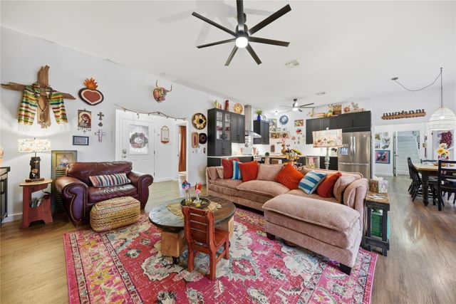 540 Hickory Creek Road, Bellville, TX 77418