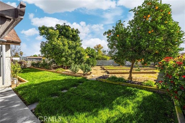 11196 Rogers Street, Riverside, CA 92505