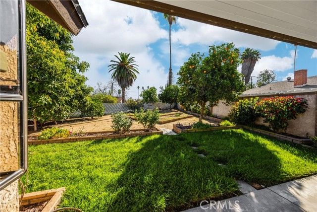 11196 Rogers Street, Riverside, CA 92505