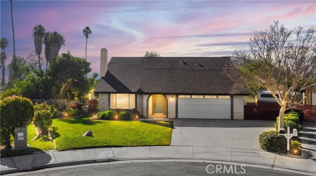 11196 Rogers Street, Riverside, CA 92505