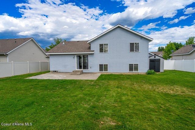 2806 W Blueberry CIR, Hayden, ID 83835