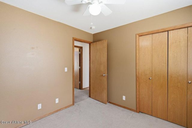 2806 W Blueberry CIR, Hayden, ID 83835