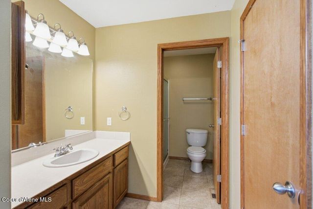 2806 W Blueberry CIR, Hayden, ID 83835