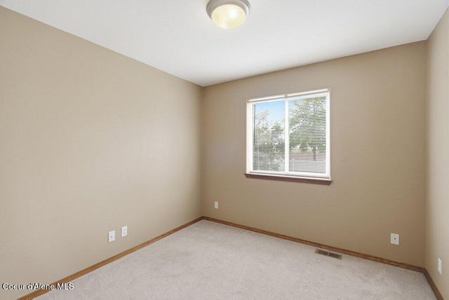 2806 W Blueberry CIR, Hayden, ID 83835
