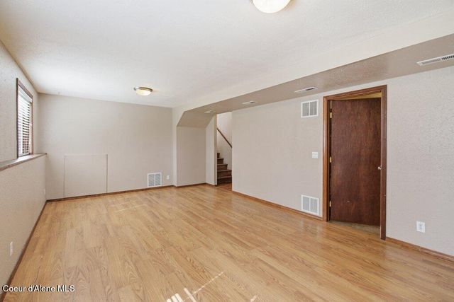 2806 W Blueberry CIR, Hayden, ID 83835