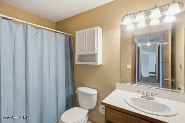 2806 W Blueberry CIR, Hayden, ID 83835