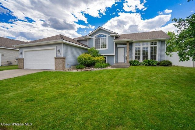 2806 W Blueberry CIR, Hayden, ID 83835