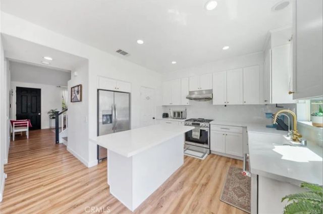 565 Alderbery Lane, Pomona, CA 91767