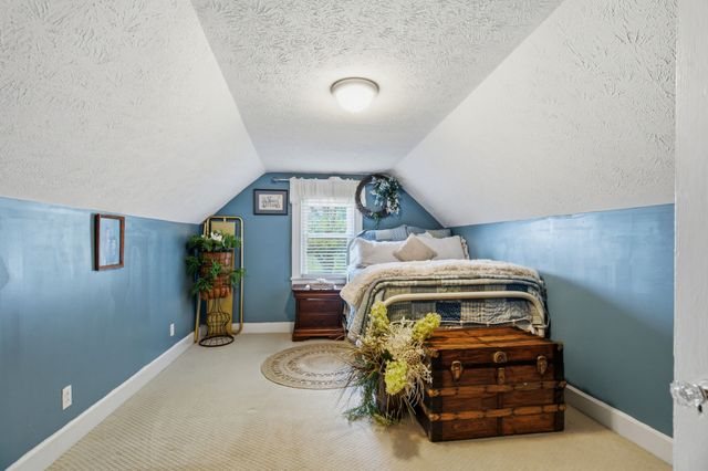 9803 Burgess Gower Rd, Cedar Hill, TN 37032