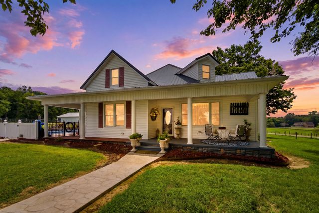 9803 Burgess Gower Rd, Cedar Hill, TN 37032