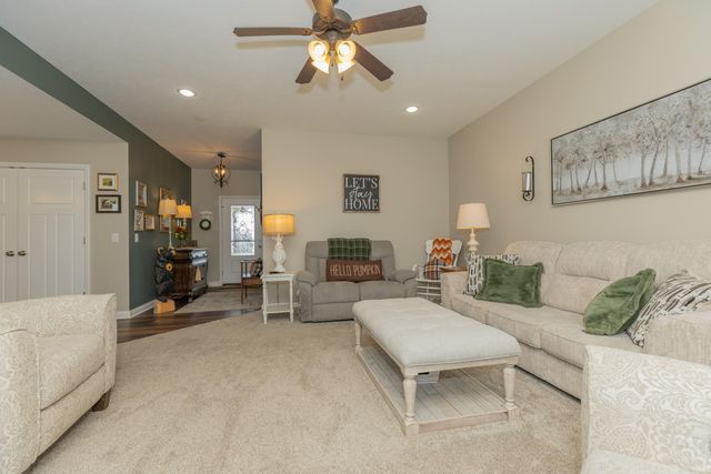 3800 Aberdeen Court, Evansville, IN 47725
