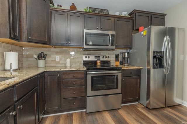 3800 Aberdeen Court, Evansville, IN 47725