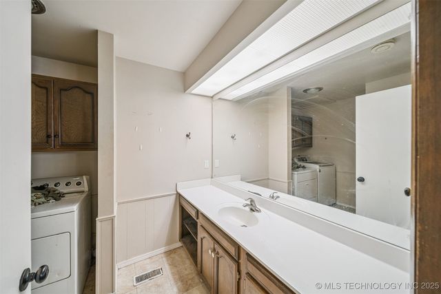 15353 S 193rd East Avenue, Broken Arrow, OK 74014