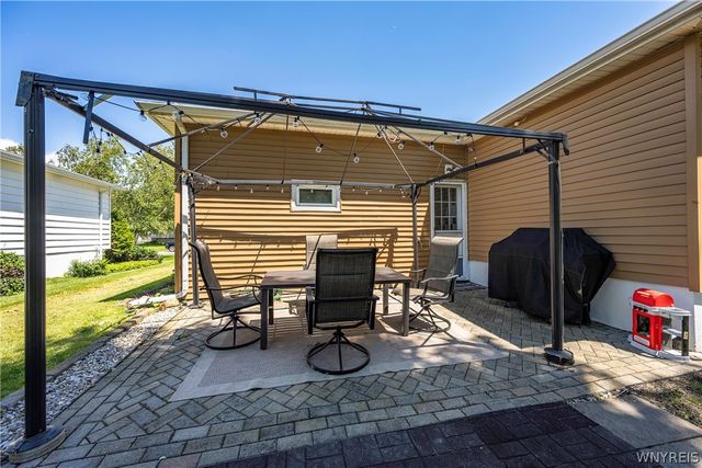 4368 Chisholm, Hamburg, NY 14075