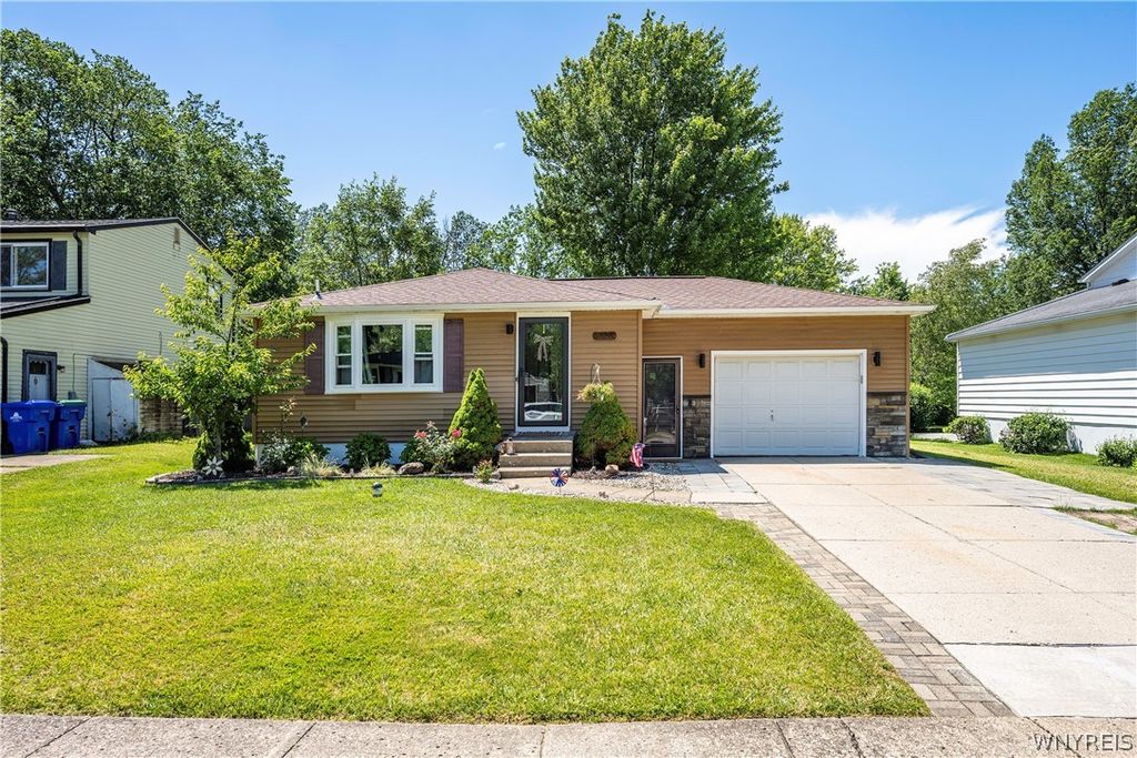 4368 Chisholm, Hamburg, NY 14075