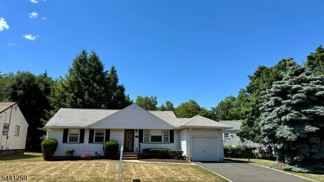 24 Valley View Rd, Hillside Twp., NJ 07205
