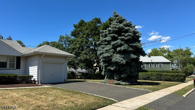 24 Valley View Rd, Hillside Twp., NJ 07205