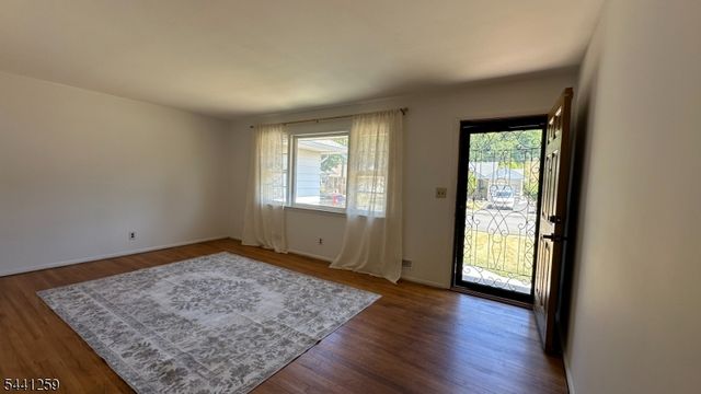 24 Valley View Rd, Hillside Twp., NJ 07205