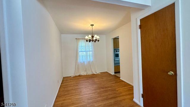 24 Valley View Rd, Hillside Twp., NJ 07205