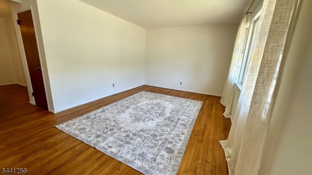 24 Valley View Rd, Hillside Twp., NJ 07205