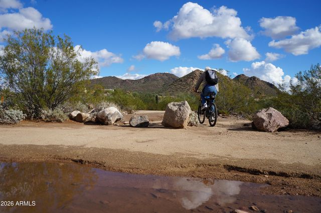 2706 W VIA CALABRIA --, Phoenix, AZ 85086