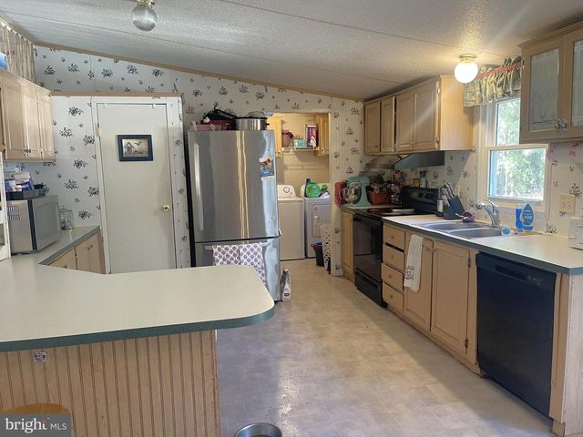 653 BLACKBEARD POND, Hague, VA 22469