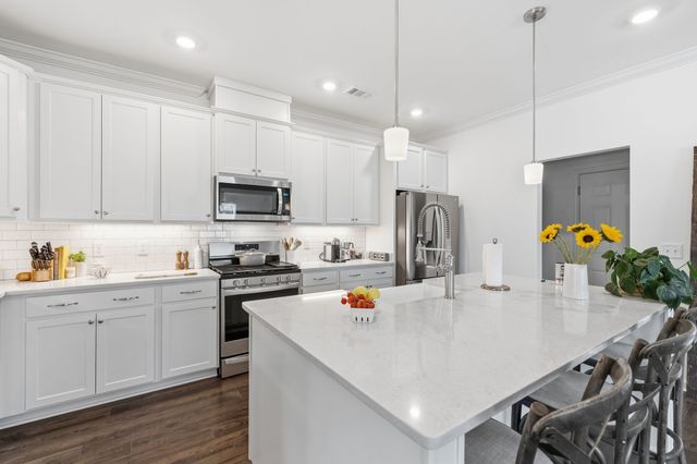 9645 Kaplan Ave, Brentwood, TN 37027