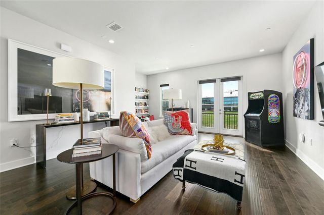 4604 Longevity DR 306, Austin, TX 78731