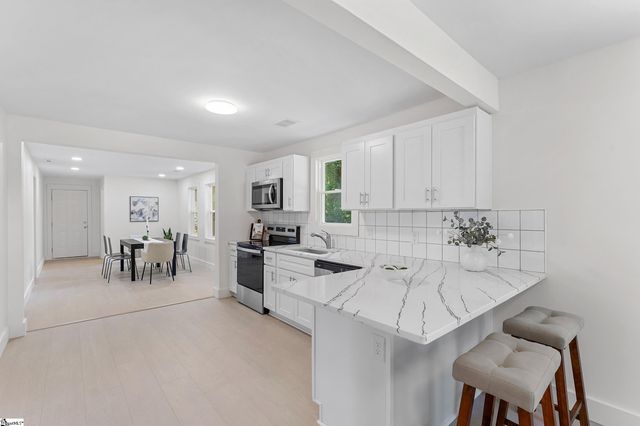 202 Loop Street, Greenville, SC 29609
