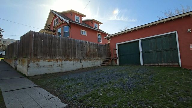703 N 9th Street, Klamath Falls, OR 97601