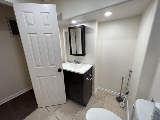 703 N 9th Street, Klamath Falls, OR 97601