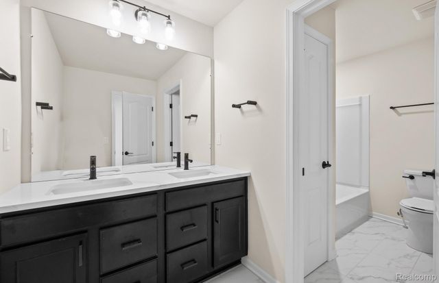 4038 Nottingham Circle, Independence Charter Township, MI 48346
