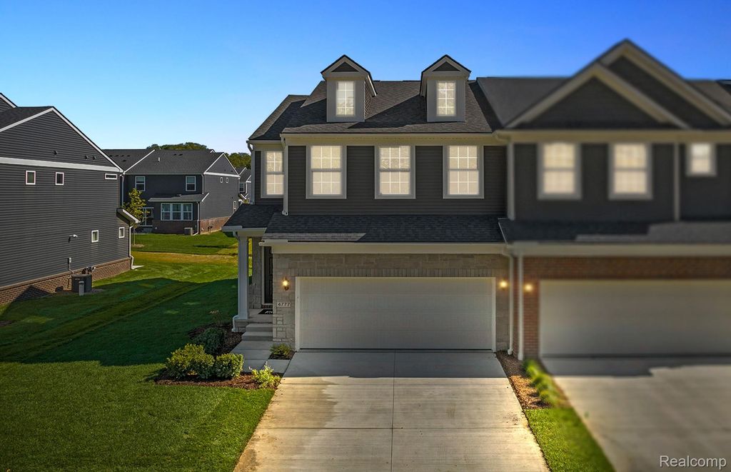 4038 Nottingham Circle, Independence Charter Township, MI 48346
